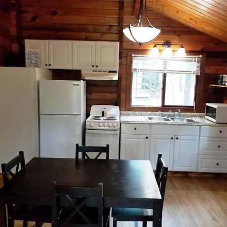 Lake Texoma Camping Resort Cabin 8 Willow Spring Eksteriør billede